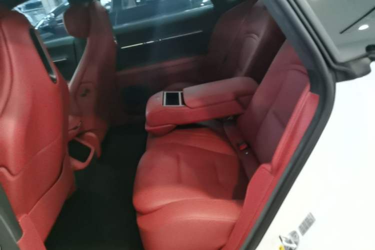 Used Avatr 12 2025 Year Updated Ultra Extended-Range Version Left Rear Seat