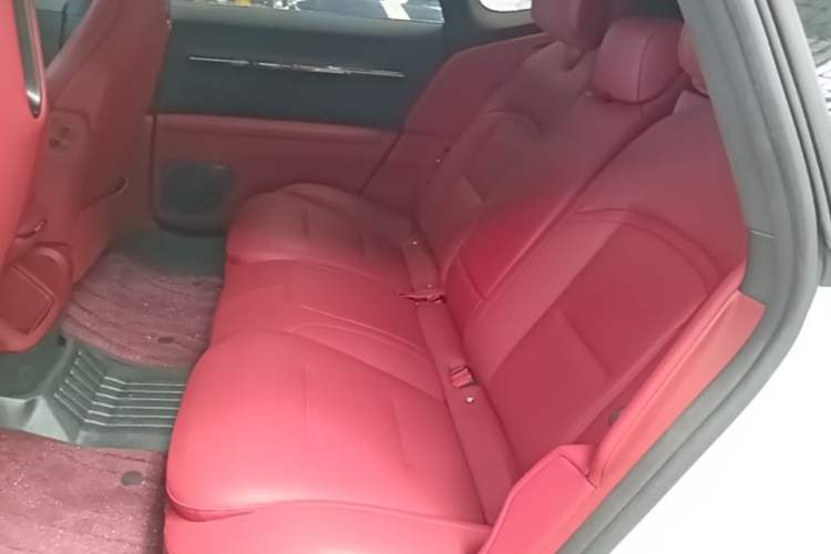 Used Avatr 12 2025 Year Updated Ultra Extended-Range Version Left Rear Seat