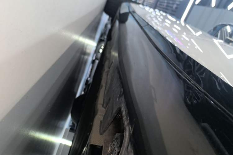 Used Avatr 12 2025 Year Updated Ultra Extended-Range Version Left Side Sill