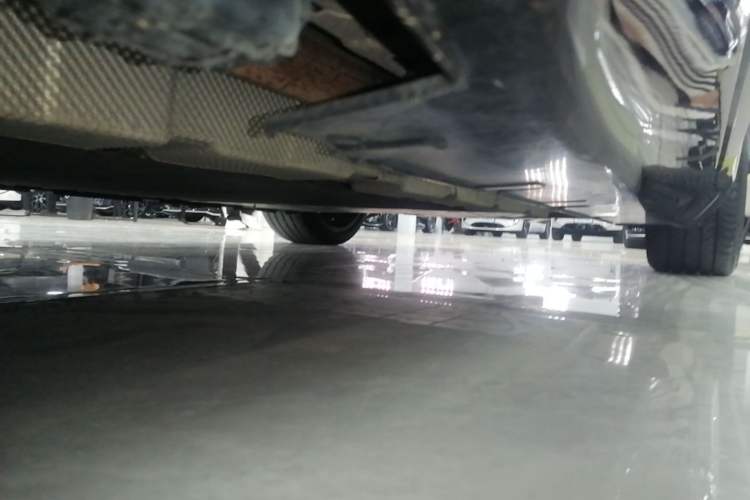 Used Avatr 12 2025 Ultra Extended-Range Edition Left Side Sill