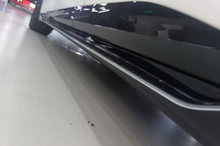 Used Avatr 12 2025 Year Updated Ultra Extended-Range Version Left Side Sill