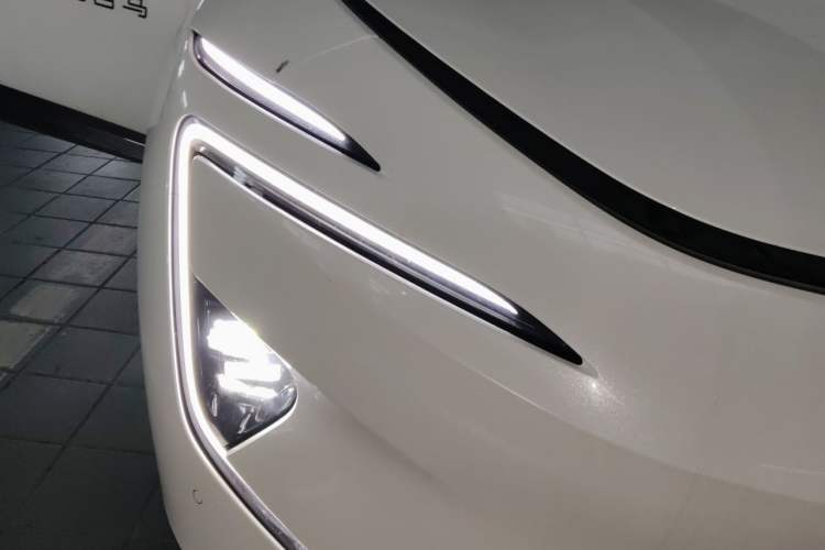 Used Avatr 12 2025 Max Extended-Range Edition Right Front Headlight