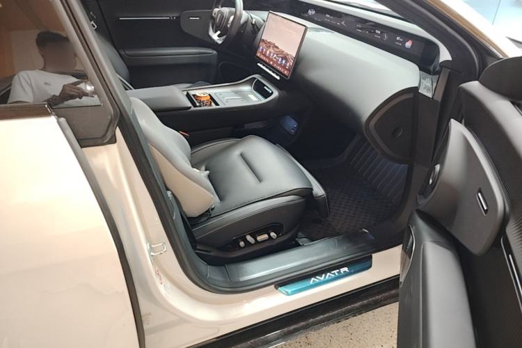 Used Avatr 12 2025 Max All-Electric Version Right Front Seat