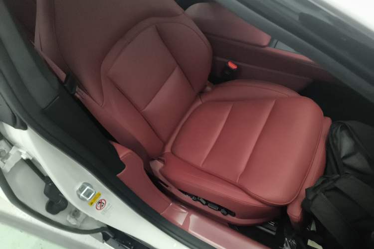 Used Avatr 12 2025 Updated Ultra All-Electric Four-Wheel Drive Right Front Seat