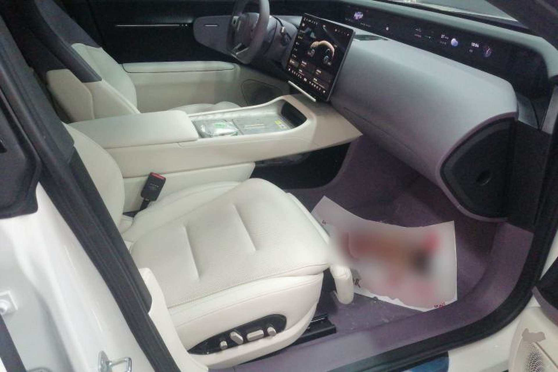 Used Avatr 12 2025 Max Extended-Range Edition Right Front Seat