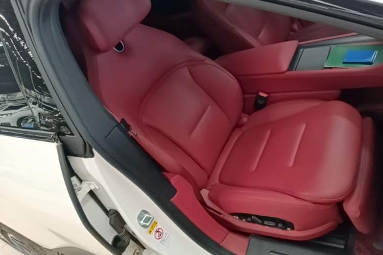 Used Avatr 12 2025 Year Updated Ultra Extended-Range Version Right Front Seat