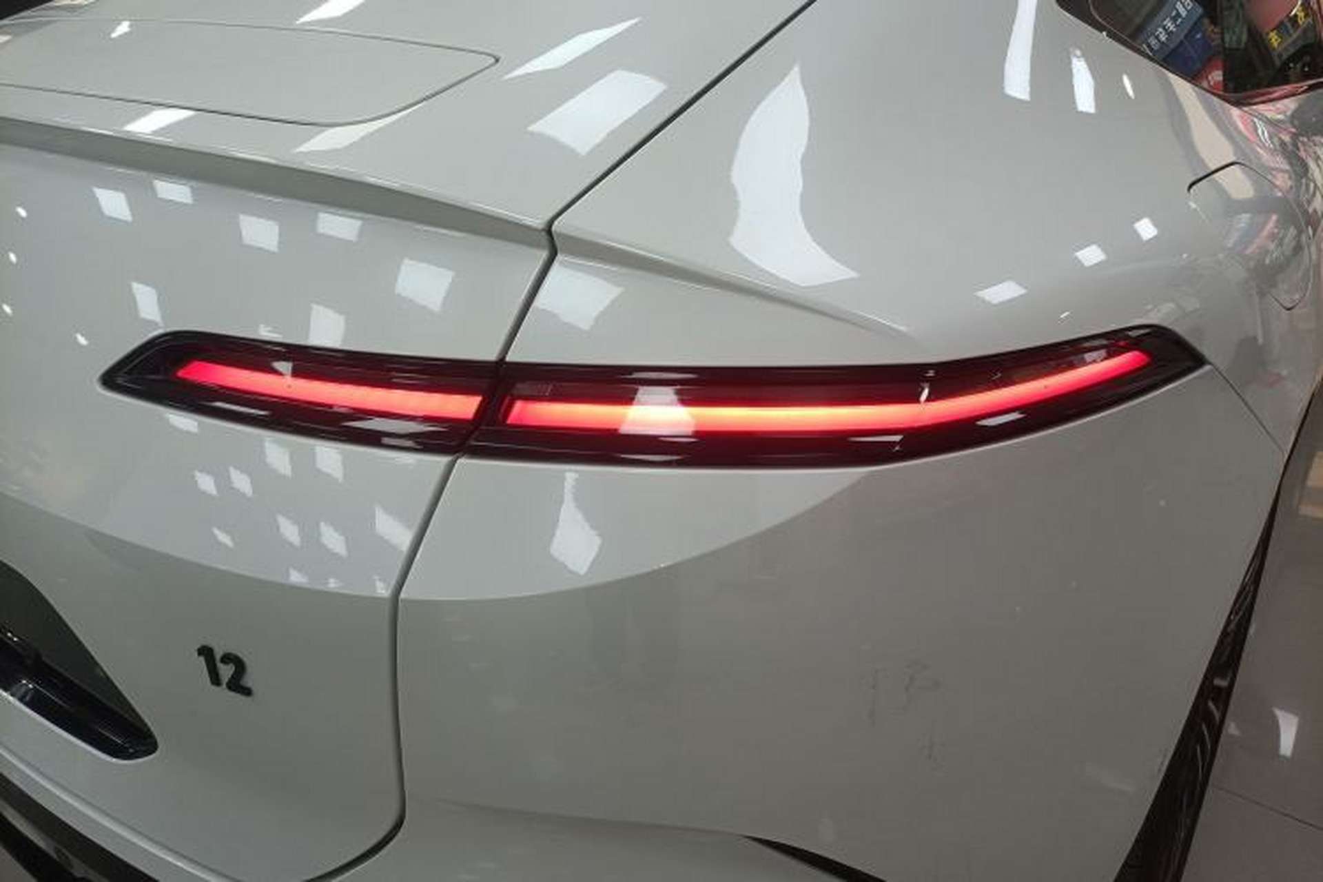 Used Avatr 12 2025 Ultra Extended-Range Edition Right Rear Taillight