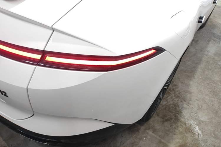 Used Avatr 12 2025 Ultra Extended-Range Edition Right Rear Taillight