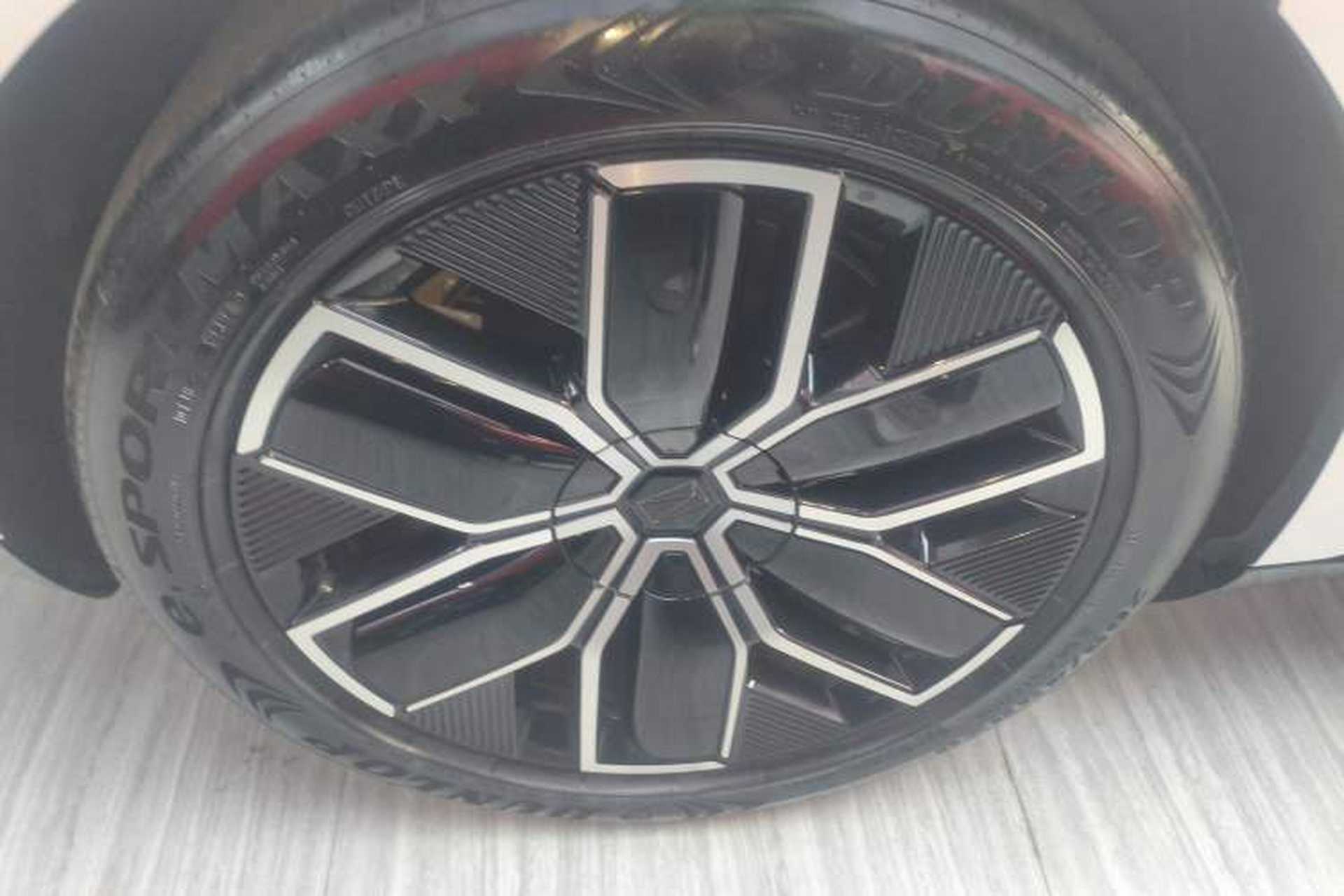 Used Avatr 12 2025 Max Extended-Range Edition Right Rear Wheel Hub