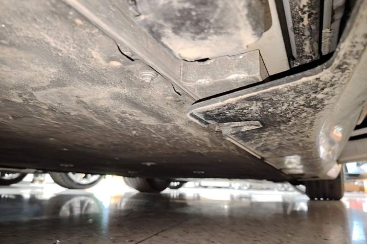 Used Avatr 12 2025 Max All-Electric Version Right Side Sill