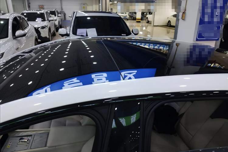 Used Avatr 12 2025 Max Extended-Range Edition Roof