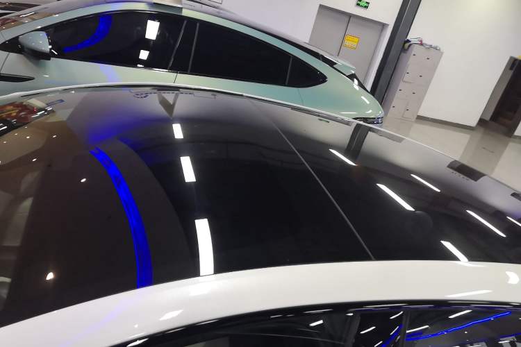 Used Avatr 12 2025 Ultra Extended-Range Edition Roof