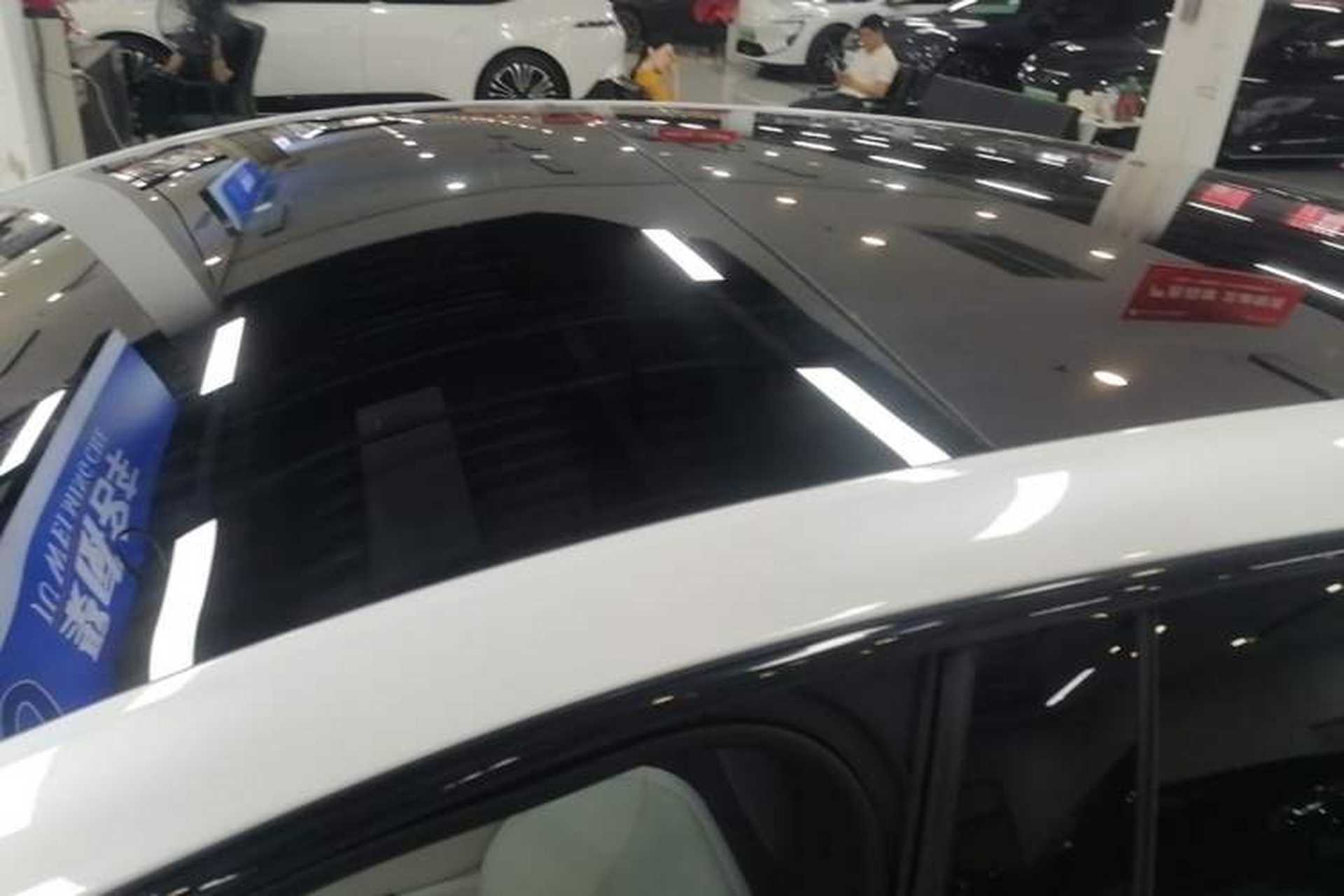 Used Avatr 12 2025 Ultra Extended-Range Edition Roof