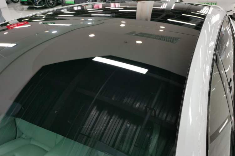 Used Avatr 12 2025 Max Extended-Range Edition Roof