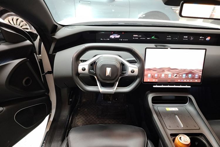 Used Avatr 12 2025 Max All-Electric Version Steering Wheel