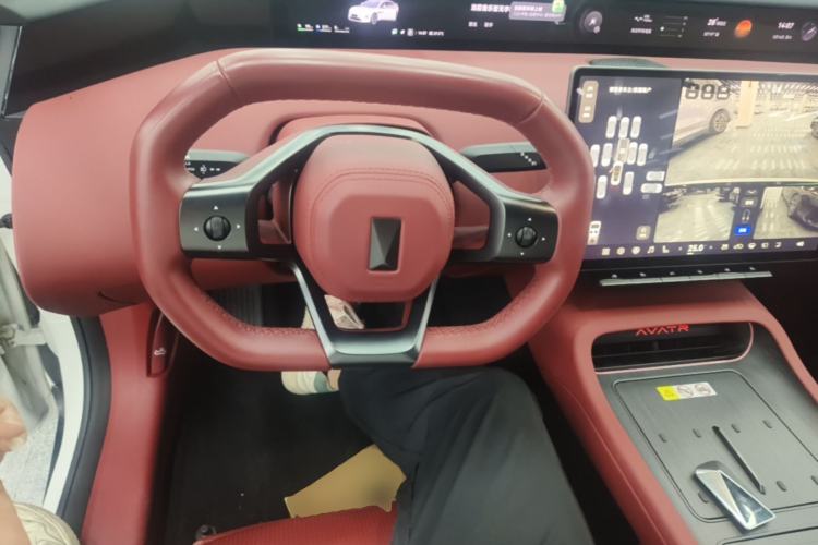Used Avatr 12 2025 Year Updated Ultra Extended-Range Version Steering Wheel