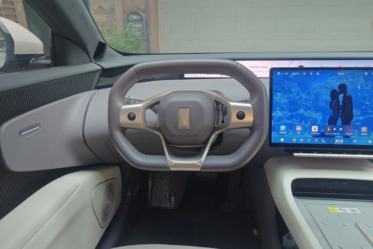 Used Avatr 12 2025 Ultra Extended-Range Edition Steering Wheel