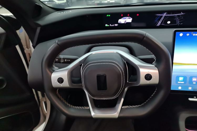 Used Avatr 12 2025 Max All-Electric Version Steering Wheel