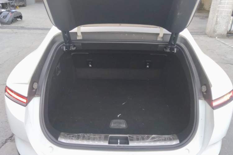 Used Avatr 12 2025 Max Extended-Range Edition Trunk