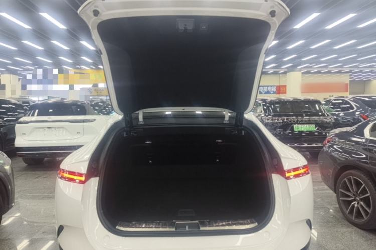 Used Avatr 12 2025 Year Updated Ultra Extended-Range Version Trunk