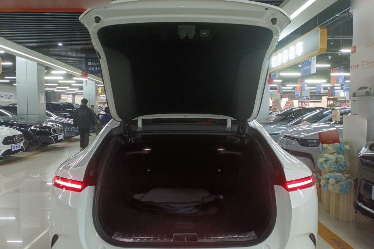 Used Avatr 12 2025 Max Extended-Range Edition Trunk