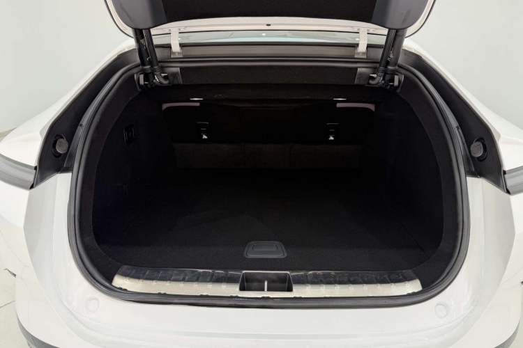 Used Avatr 12 2025 Year Updated Ultra Extended-Range Version Trunk