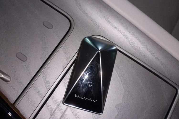 Used Avatr 12 2025 Max Extended-Range Edition Vehicle Key
