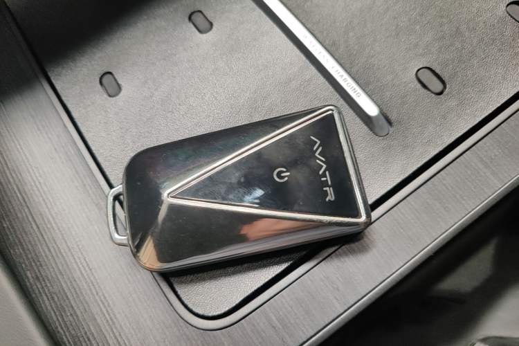 Used Avatr 12 2025 Max Extended-Range Edition Vehicle Key