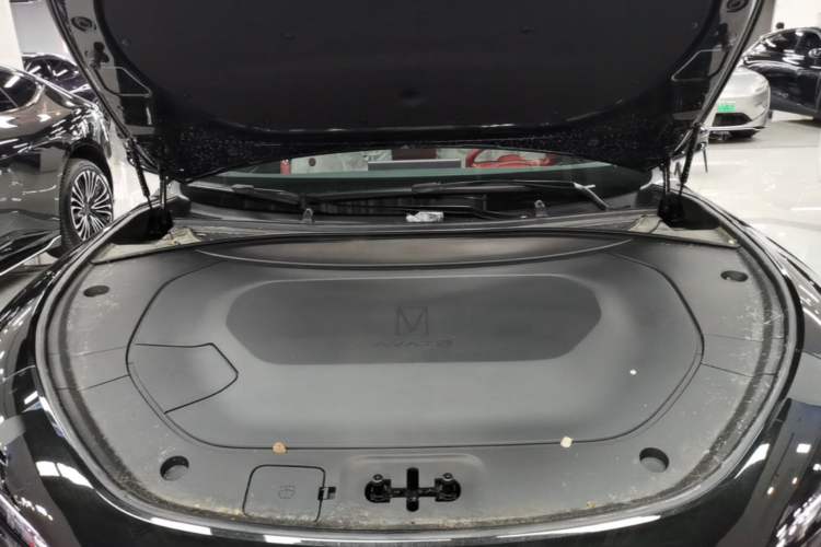 Used Avatr 12 2026 Max Range-Extended Version Engine Bay