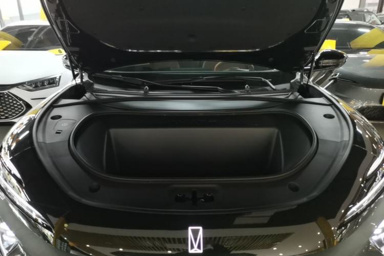 Used Avatr 12 2026 Ultra Pure-Electric All-Wheel-Drive Version Engine Bay