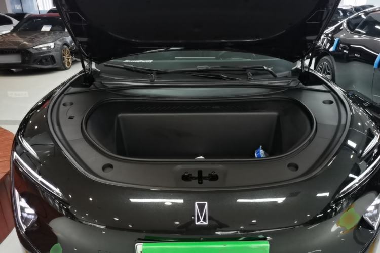 Used Avatr 12 2026 Revised Max Two-Motor Pure Electric Edition Engine Bay