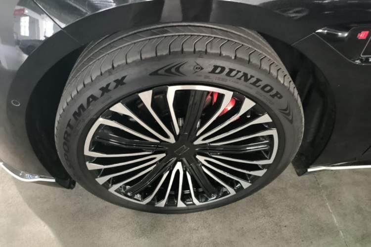 Used Avatr 12 2026 Ultra Pure-Electric All-Wheel-Drive Version Exterior 4