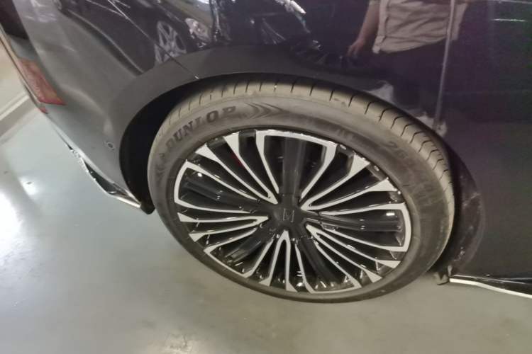 Used Avatr 12 2026 Ultra Pure-Electric All-Wheel-Drive Version Exterior 5