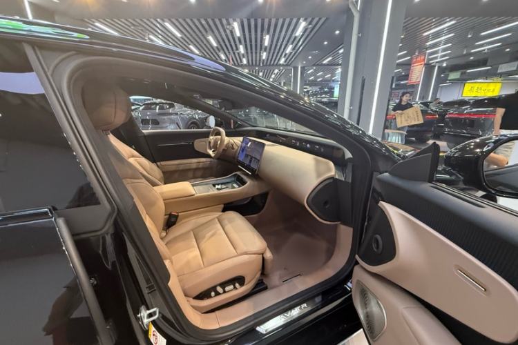 Used Avatr 12 2026 Ultra Pure-Electric All-Wheel-Drive Version Interior 3