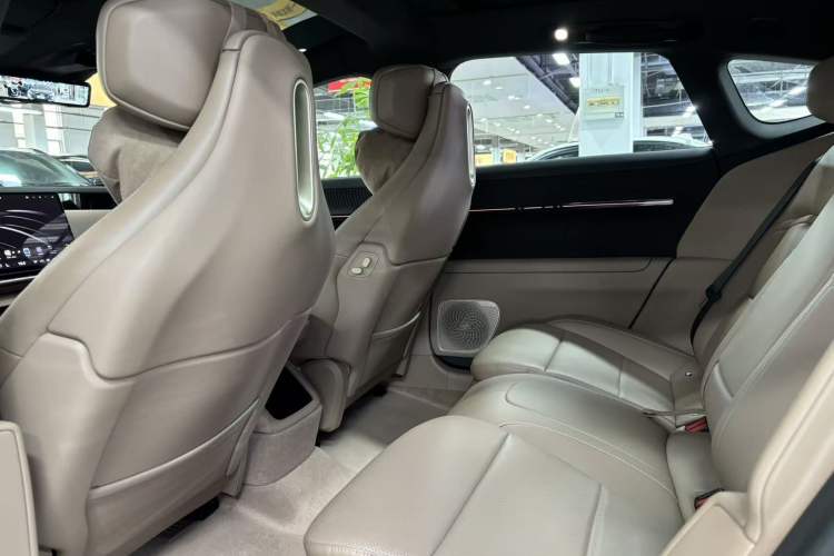 Used Avatr 12 2026 Ultra Pure-Electric All-Wheel-Drive Version Interior 3