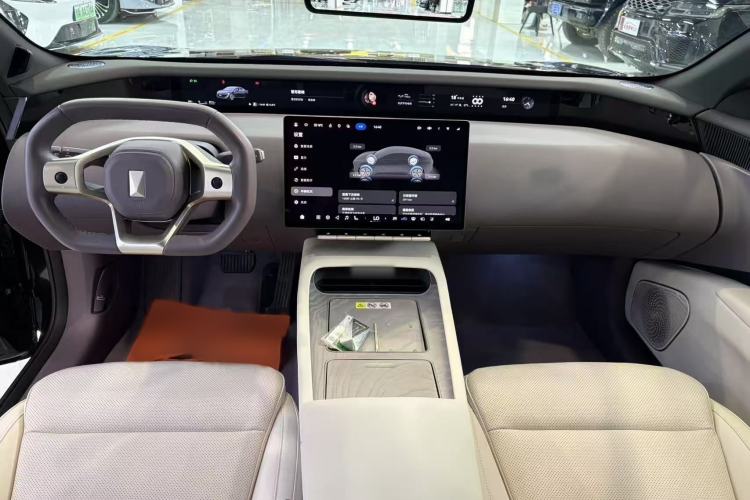 Used Avatr 12 2026 Ultra Pure-Electric All-Wheel-Drive Version Interior 4