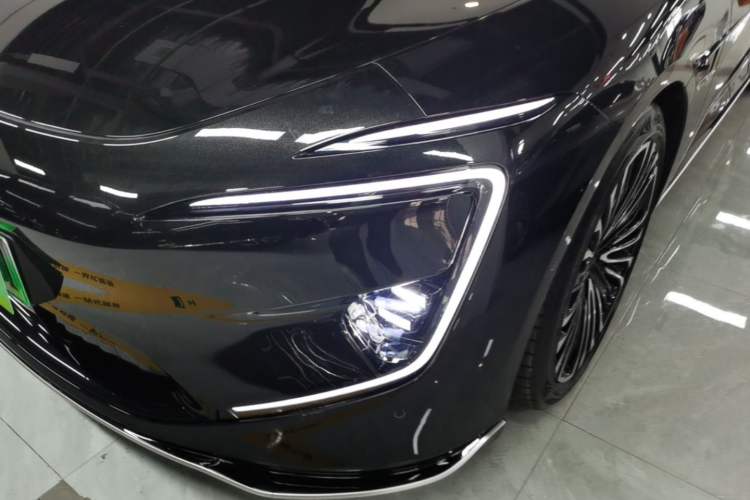Used Avatr 12 2026 Ultra Pure-Electric All-Wheel-Drive Version Left Front Headlight