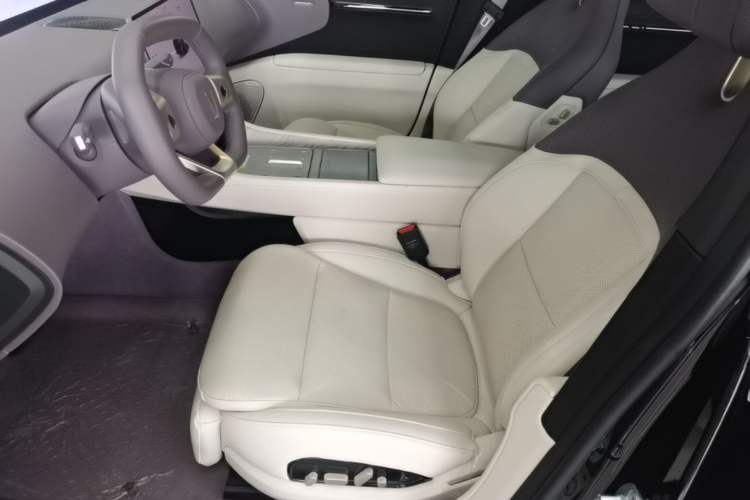 Used Avatr 12 2026 Ultra Pure-Electric All-Wheel-Drive Version Left Front Seat