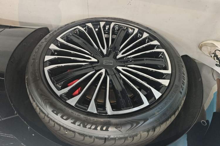 Used Avatr 12 2026 Ultra Pure-Electric All-Wheel-Drive Version Left Front Wheel Hub