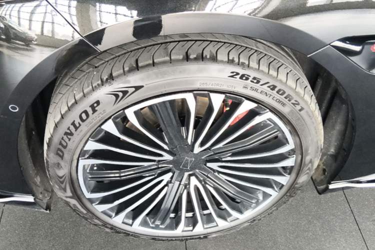 Used Avatr 12 2026 Ultra Pure-Electric All-Wheel-Drive Version Left Front Wheel Hub