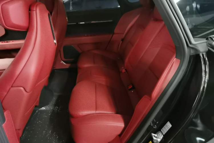 Used Avatr 12 2026 Revised Max Two-Motor Pure Electric Edition Left Rear Seat