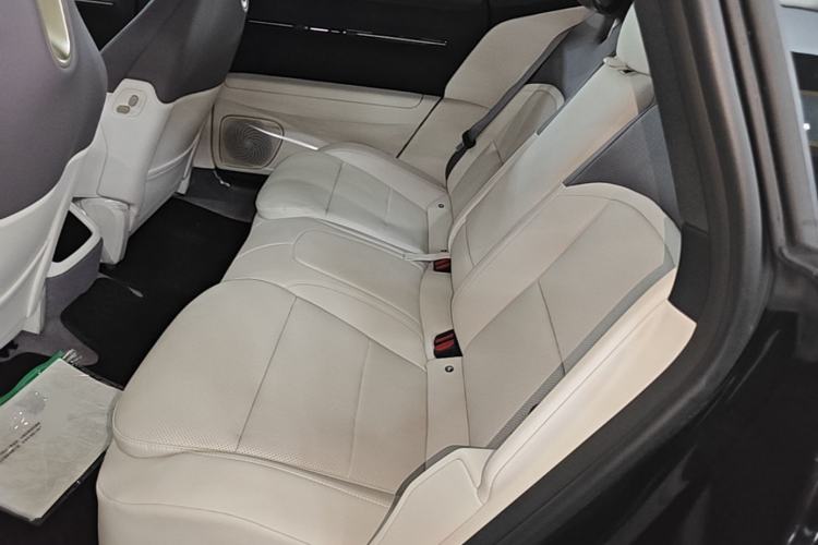 Used Avatr 12 2026 Max Pure-Electric Version Left Rear Seat