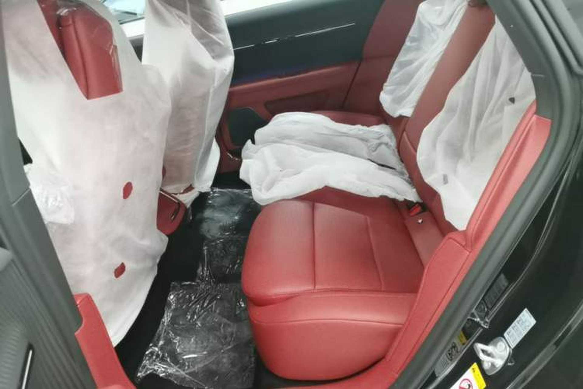 Used Avatr 12 2026 Revised Max Two-Motor Range-Extending Edition Left Rear Seat