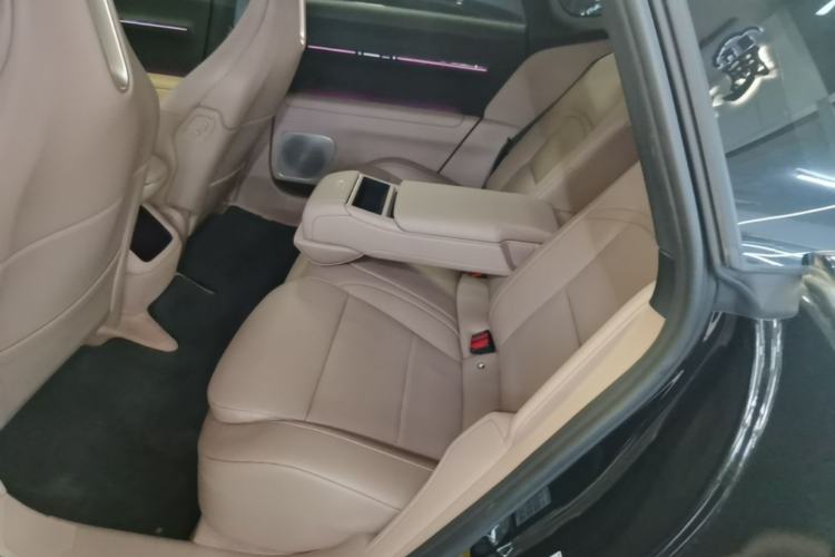 Used Avatr 12 2026 Ultra Pure-Electric All-Wheel-Drive Version Left Rear Seat