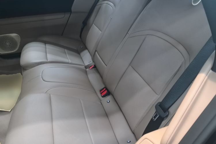 Used Avatr 12 2026 Ultra Pure-Electric All-Wheel-Drive Version Left Rear Seat