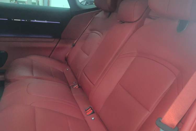 Used Avatr 12 2026 Max Range-Extended Version Left Rear Seat