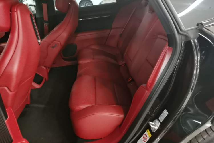 Used Avatr 12 2026 Ultra Pure-Electric All-Wheel-Drive Version Left Rear Seat