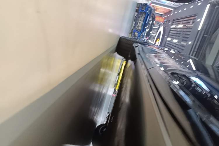 Used Avatr 12 2026 Ultra Pure-Electric All-Wheel-Drive Version Left Side Sill