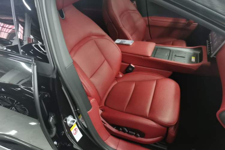 Used Avatr 12 2026 Ultra Range-Extended Version Right Front Seat