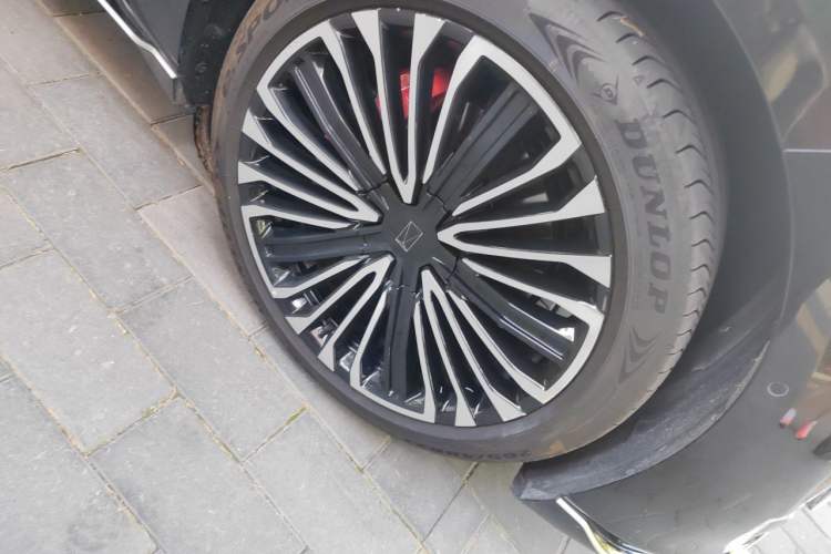 Used Avatr 12 2026 Max Pure-Electric Version Right Front Wheel Hub